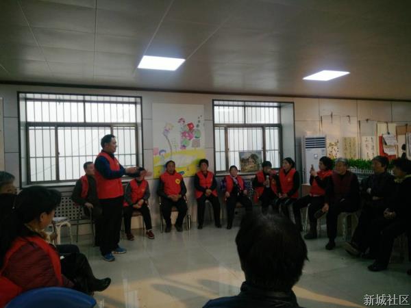 龙山社区走进光荣院.jpg